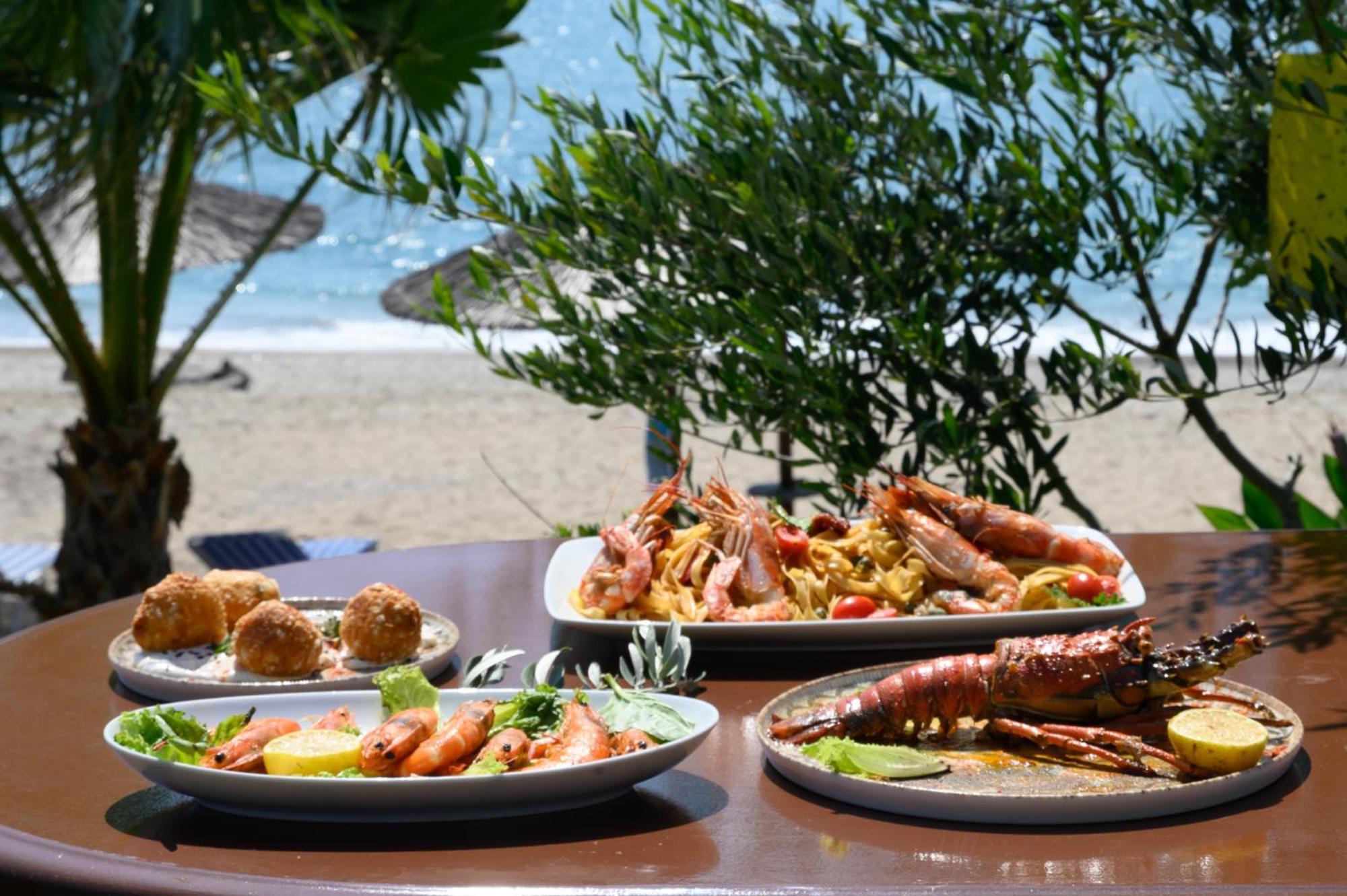 Poseidon Beach Hotel Kastrosikia Exterior foto